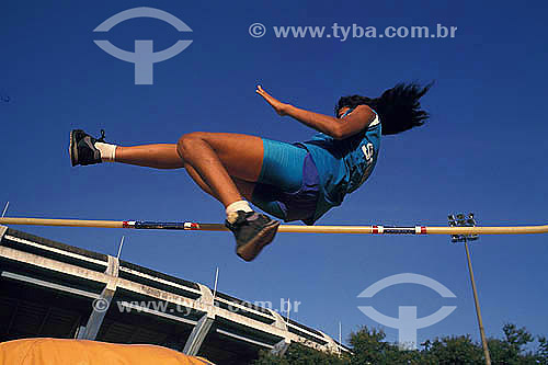  Adolescente praticando atletismo (Salto em altura) no estádio Célio de Barros, Maracanã - Rio de Janeiro - RJ - Brasil  - Rio de Janeiro - Rio de Janeiro - Brasil