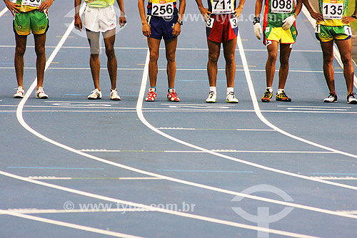  Corredores em competição - Atletismo  - Brasil