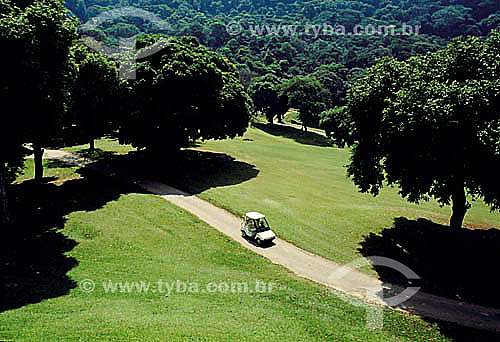  Carro em campo de Golf - Gávea Golf Club em São Conrado  Rio de Janeiro - RJ  - Rio de Janeiro - Rio de Janeiro - Brasil