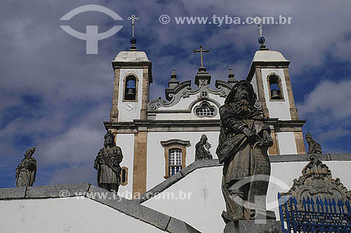  Santuário de Bom Jesus de Matosinhos  com as esculturas dos doze profetas em pedra-sabão de Aleijadinho (Antônio Francisco Lisboa) - Congonhas do Campo - MG - Brasil

  A igreja é Patrimônio Mundial pela UNESCO desde 06-12-1985.  - Congonhas - Minas Gerais - Brasil