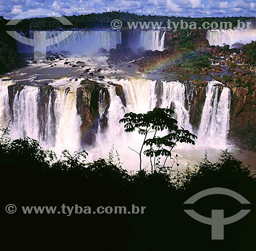  Cataratas de Foz do Iguaçú - Parque Nacional de Iguaçú  - PR - Brasil - fevereiro/2002

  O Parque Nacional do Iguaçu é Patrimônio Mundial pela UNESCO desde 28-11-1986.  - Foz do Iguaçu - Paraná - Brasil