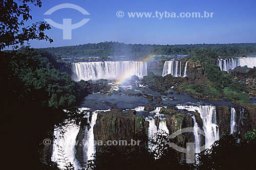  Garganta do Diabo, vista do lado brasileiro - Parque Nacional de Iguaçú - Foz do Iguaçú  - PR - Brasil - Fevereiro 2002

  O Parque Nacional do Iguaçu é Patrimônio Mundial pela UNESCO desde 28-11-1986.  - Foz do Iguaçu - Paraná - Brasil