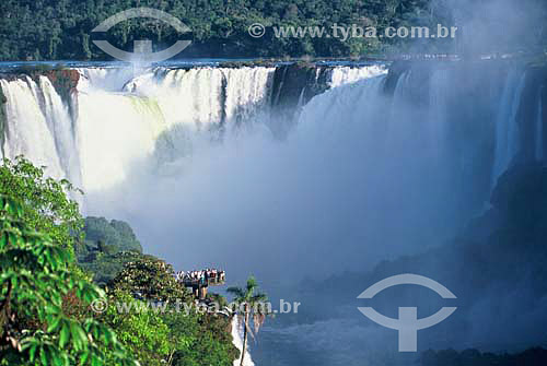  Cataratas do Iguaçu -  Parque Nacional do Iguaçu - Foz do Iguaçu - Paraná - Brasil - Março  2004  - Foz do Iguaçu - Paraná - Brasil