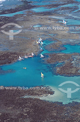  Assunto: Vista aérea da Praia de Porto de Galinhas / Local: Ipojuca - Pernambuco (PE) - Brasil / Data: 2002 