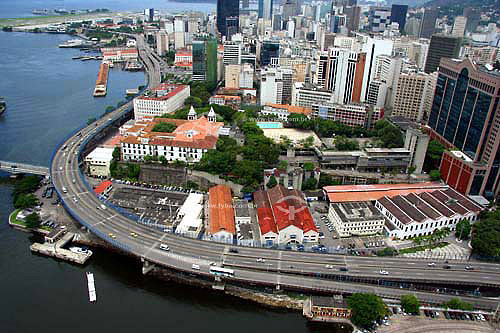  Vista aérea da Avenida Perimetral com centro da cidade ao fundo - Rio de Janeiro - RJ - Brasil  - Rio de Janeiro - Rio de Janeiro - Brasil