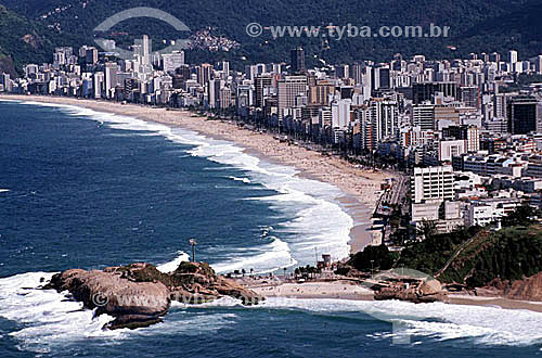  Vista aérea da Pedra do Arpoador com as praias do Arpoador e de Ipamema  à esquerda e a Praia do Diabo à direita - Rio de Janeiro - RJ - Brasil

  Embora a praia seja uma só, chamamos Praia do Leblon o trecho entre a Av. Niemeyer e o canal do Jardim de Allah (construído para ligar as águas da Lagoa Rodrigo de Freitas ao Oceano Atlântico); Praia de Ipanema o trecho central; e Arpoador o pequeno trecho próximo à Pedra do Arpoador.  - Rio de Janeiro - Rio de Janeiro - Brasil