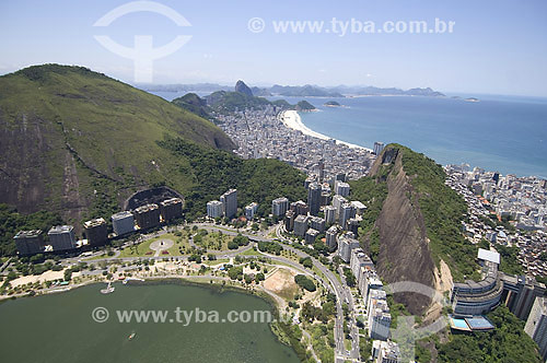  Vista de parte da Lagoa Rodrigo de Freitas com Copacabana e Pão de Açúcar ao fundo - Rio de Janeiro - RJ - Brasil  - Rio de Janeiro - Rio de Janeiro - Brasil