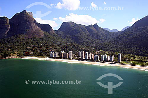  Vista da Praia de São Conrado com a Pedra da Gávea   à esquerda - Rio de Janeiro - RJ - Brasil 

  Patrimônio Histórico Nacional desde 08-08-1973. foto digital  - Rio de Janeiro - Rio de Janeiro - Brasil