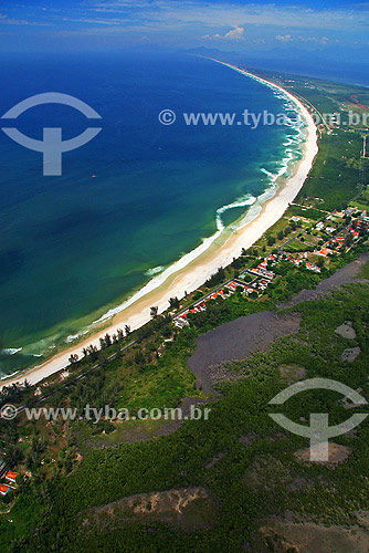  Vista aérea da Restinga da Marambaia, cordão arenoso com 42 km de extensão no litoral sul do estado, entre o Oceano Atlântico e a Baía de Sepetiba, onde se encontra parte preservada da Mata Atlântica - RJ - Brasil - Janeiro de 2008  - Rio de Janeiro - Rio de Janeiro - Brasil