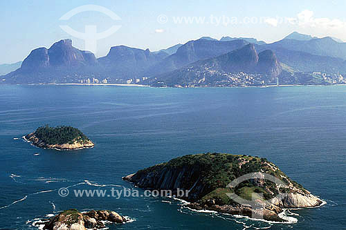  Rio de Janeiro visto do mar, do lado direito São Conrado e Pedra da Gávea, do lado direito Favela do Vidigal e Morro Dois Irmãos - Rio de Janeiro - RJ - Brasil  - Rio de Janeiro - Rio de Janeiro - Brasil