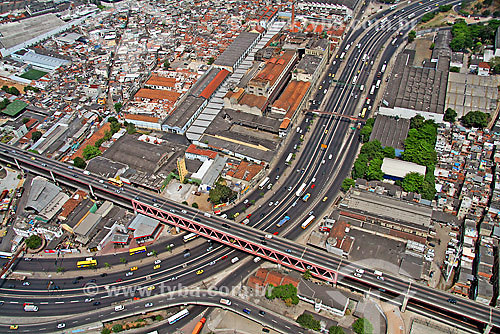  Vista aérea da Avenida Brasil e da Linha Vermelha - Rodovias - Rio de Janeiro - RJ - Brasil - Setembro de 2007  - Rio de Janeiro - Rio de Janeiro - Brasil