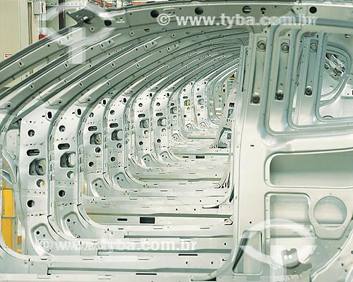  Detalhe da linha de produção da Fábrica da Peugeot-Citroen em Porto Real com 150.000 m2 - Rio de Janeiro - RJ / Data: 14/09/2007 