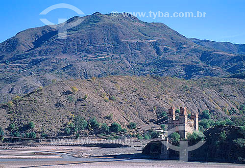  Ponte sobre Rio Pilcomayo, na rodovia de Sucre para Potosí - Departamento de Chuquisaca - Bolivia 