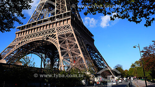  Torre Eiffel (317 metros) - Paris - França - Outubro de 2007 