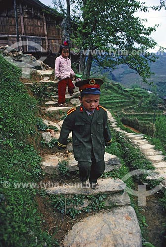  Assunto: Crianças em Pin Ah
Local: Provincia de Guanxi - China 