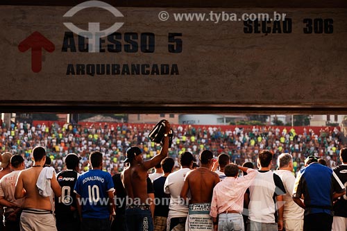  Assunto: Torcida do Corinthians em jogo no estádio Morumbi / Local: São Paulo - SP / Data: 03/2008 