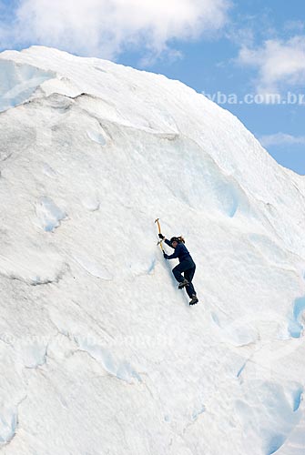  Assunto: Rappel sobre o Glaciar perito Moreno - Parque Nacional Los Glaciares -  Glaciar perito Moreno - Turistas / Local: patagônia - Argentina / Data: 02/2008 