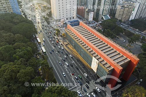  Assunto : Vista do Museu de Artes de São Paulo (MASP) na Avenida Paulista / 
Local : São Paulo - SP / 
Data : Maio de 2006  - São Paulo - São Paulo