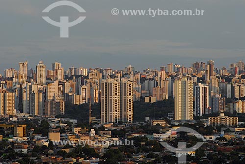  Assunto: Vista geral de Goiânia ao anoitecer a partir da perimetral norte / Local: Goiânia (GO) / Data: 26 de Maio de 2007 