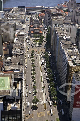  Assunto: Vista aérea da Avenida Presidenta Vargas com Igreja da Candelária ao fundo / Local: Centro - Rio de Janeiro - RJ / Data: Janeiro de 2008 