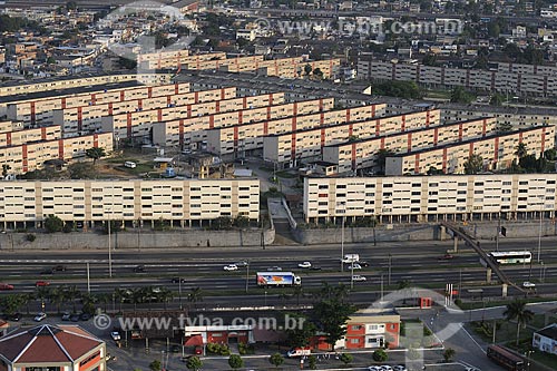  Assunto: Vista aérea de conjunto habitacional na Avenida Brasil / Local: Deodoro - Rio de Janeiro - RJ - Brasil / Data: Novembro de 2008 