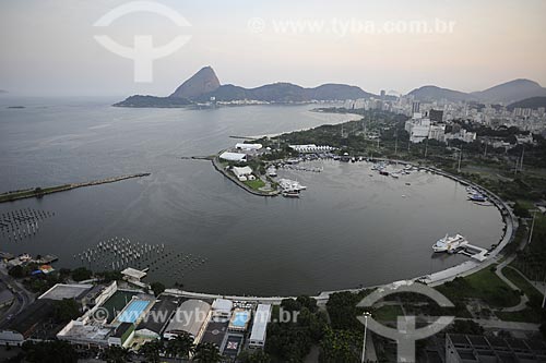  Assunto: Vista aérea da Marina da Glória com Pão de Açúcar ao fundo / 
Local: Rio de Janeiro - RJ - Brasil / 
Data: Novembro de 2008 