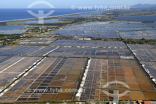  Assunto: Vista aérea de Salinas / Local: Região dos Lagos - RJ - Brasil / Data: 06/2008 