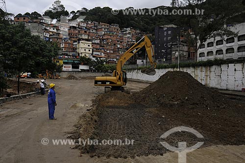  Assunto: PAC Rocinha - Operários e maquinária / Local: Rocinha - Rio de Janeiro (RJ) / Data: 21/7/2009 