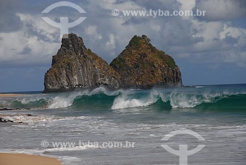  Assunto: Morro dos Dois Irmãos  / Local:  Arquipélago de Fernando de Noronha -  Pernambuco (PE)  / Data: 2009 