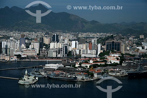  Assunto: Vista aérea da Ilha Fiscal com o Centro Rio de Janeiro ao fundo / Local: Rio de Janeiro - RJ - Brasil / Data: 11/2009 