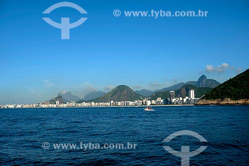  Assunto: Praia de Copacabana  com Cristo, Pedra da Gávea e Morro Dois Irmãos ao fundo / Local: Rio de Janeiro - RJ - Brasil  / Data: 04/2010 