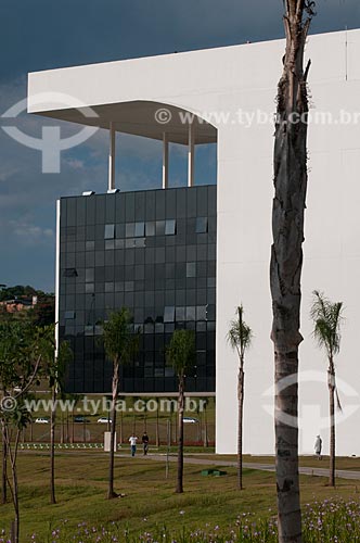  Assunto: Cidade Administrativa Presidente Tancredo Neves - detalhe do Palácio Tiradentes - projeto arquitetônico assinado por Oscar Niemeyer  / Local:  Belo Horizonte - MG - Brasil  / Data: 28/04/2010 