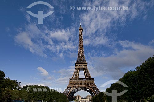  Assunto: Torre Eiffel e Campo de Marte ao entardecer / Local: Paris - França / Data: 14/09/2009
 