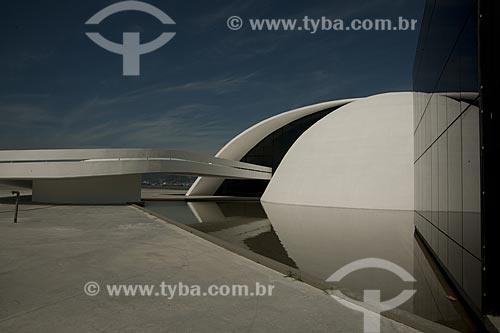  Assunto: Sede da Fundação Oscar Niemeyer no Caminho Niemeyer - Projeto de Oscar Niemeyer  / Local:  Niterói - Rio de Janeiro - RJ  / Data: 02/2007 