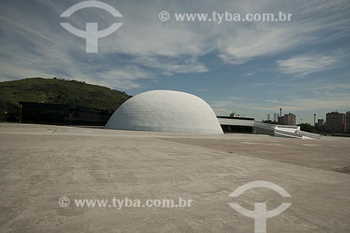  Assunto: Sede da Fundação Oscar Niemeyer no Caminho Niemeyer - Projeto de Oscar Niemeyer  / Local:  Niterói - Rio de Janeiro - RJ  / Data: 02/2007 