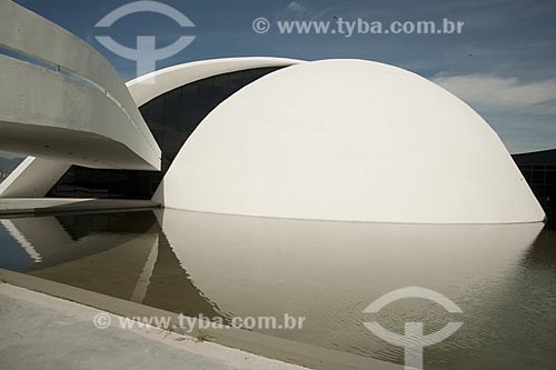  Assunto: Sede da Fundação Oscar Niemeyer no Caminho Niemeyer - Projeto de Oscar Niemeyer  / Local:  Niterói - Rio de Janeiro - RJ  / Data: 02/2007 