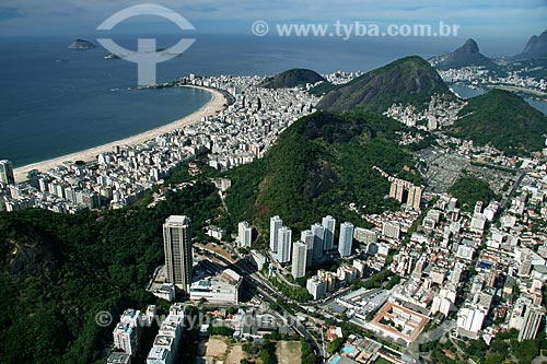  Assunto: Vista aérea da Torre do Rio Sul com  Praia de Copacabana ao fundo / Local: Rio de Janeiro - RJ - Brasil / Data: 02/2011 