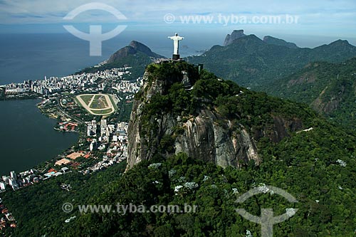  Assunto: Vista aérea do Cristo Redentor  / Local: Rio de Janeiro - RJ - Brasil / Data: 02/2011 