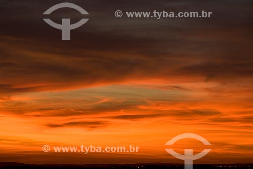  Assunto: Vista do pôr do sol / Local: Porto Alegre - Rio Grande do Sul (RS) - Brasil / Data: 03/2009 