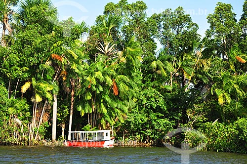  Assunto: Vista de barco no Rio Preguiças / Local: Barreirinhas - Maranhão (MA) - Brasil / Data: 07/2011 