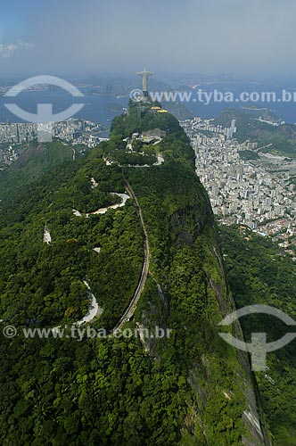  Assunto: Vista aérea do Cristo Redentor / Local: Rio de Janeiro (RJ) - Brasil / Data: 03/2006 