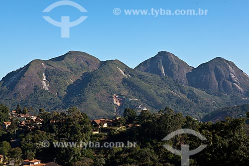  Assunto: Monumento Natural do Caledônia - da esquerda para a direita: Morro do Eco;Morro da Cruz e Duas Pedras  / Local: Nova Friburgo - Rio de Janeiro (RJ) - Brasil / Data: 06/2011  