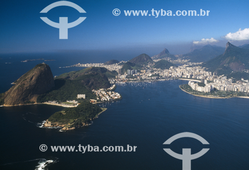  Assunto: Vista aérea do Pão de Açúcar e da Enseada de Botafogo / Local: Rio de Janeiro (RJ) -  Brasil / Data: 08/2011 