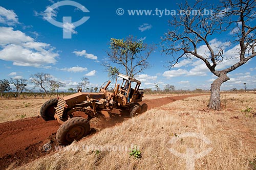  Assunto: Terraceamento em fazenda na área rural - Programa de Revitalização das Bacias dos Rios São Francisco e Parnaíba  / Local: Jequitaí - Minas Gerais (MG) - Brasil / Data: 09/2011 