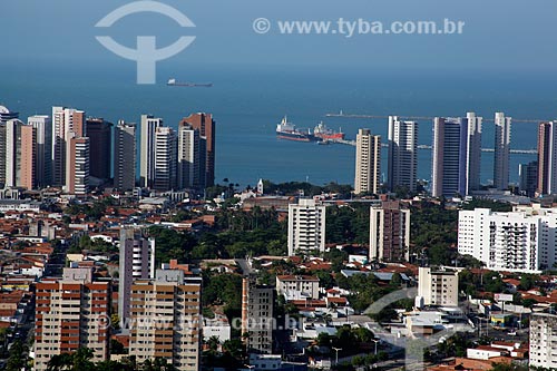  Assunto: Vista aérea de Fortaleza / Local: Fortaleza - Ceará (CE) - Brasil / Data: 12/2011 