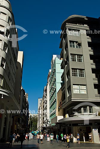  Assunto: Comércio na Rua dos Andradas esquina com Rua Borges de Medeiros / Local: Porto Alegre - Rio Grande do Sul (RS) - Brasil / Data: 12/2011 