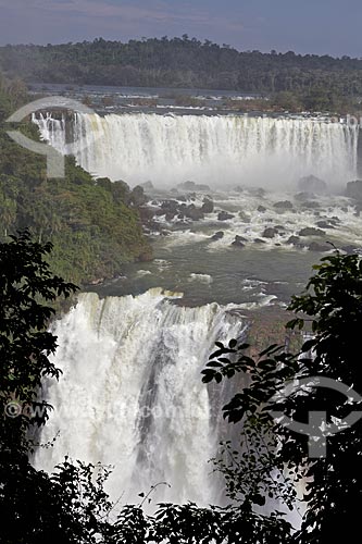  Assunto: Vista das Cataratas do Iguaçu / Local: Foz do Iguaçu - Paraná (PR) - Brasil / Data: 06/2010 