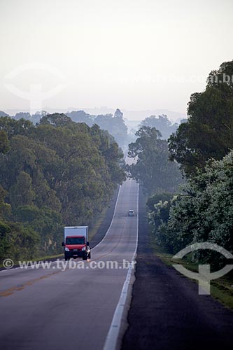  Assunto: Rodovia BR-116  / Local: Pelotas - Rio Grande do Sul (RS) - Brasil / Data: 02/2012 