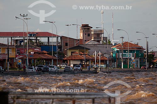  Assunto: Orla de Santa Inês (Beira Rio) - Rio Amazonas / Local: Macapá - Amapá (AP) - Brasil / Data: 04/2012 