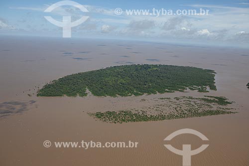  Assunto: Vista aérea da Ilha do Parazinho no arquipélago do Bailique / Local: Amapá (AP) - Brasil / Data: 04/2012 